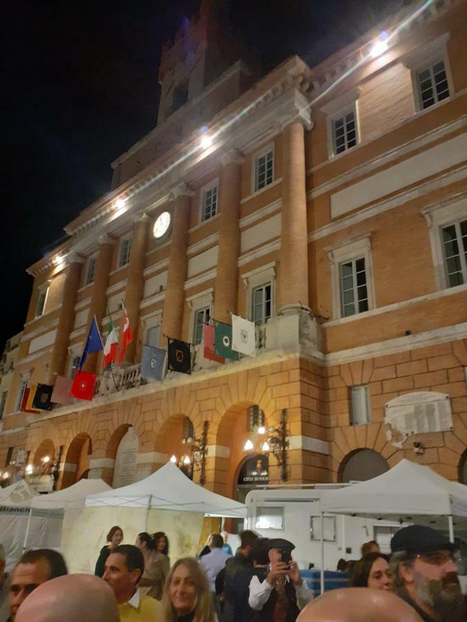 La Casa Di Miri Leilighet Foligno Eksteriør bilde